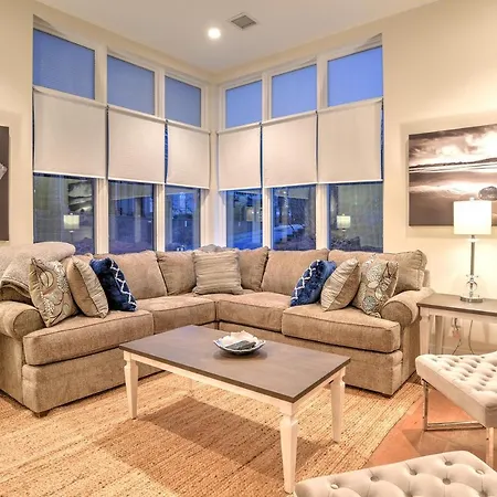 11 Bauhaus Townhome